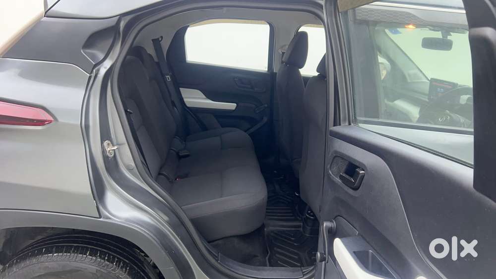 Tata Punch Pure, 2022, Petrol