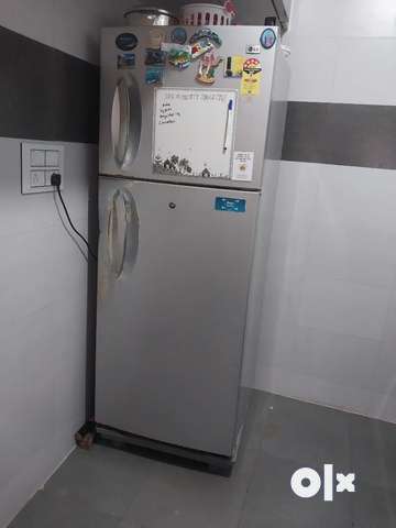 Lg double door store fridge 350 litre