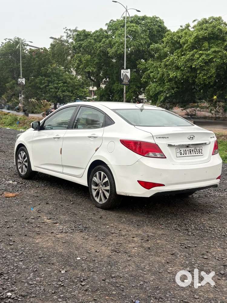 Hyundai Verna 1.6 Sx (o) Vtvt, 2017, Petrol