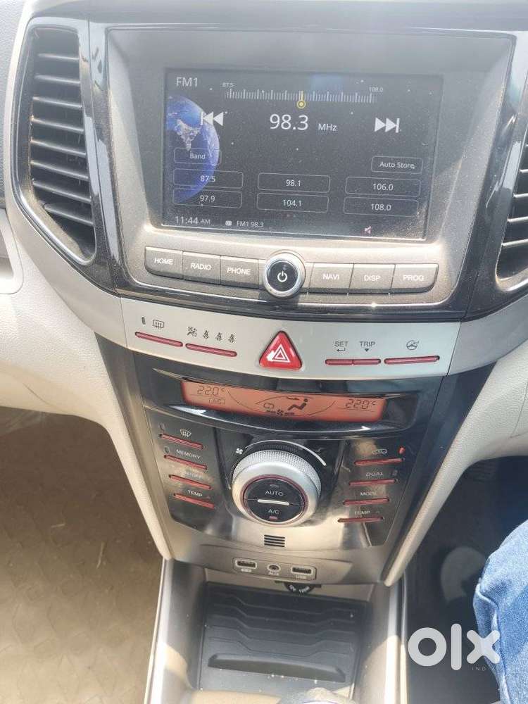 Mahindra Xuv300 W8 Option Diesel, 2019, Diesel
