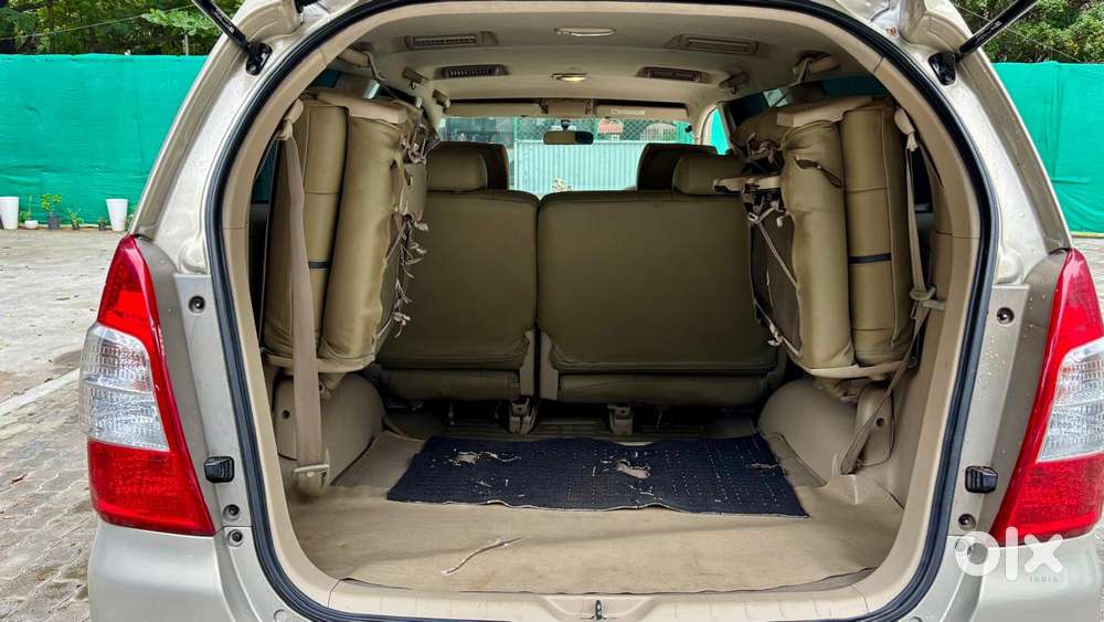 Toyota Innova 2.5 V 7 Str, 2006, Diesel