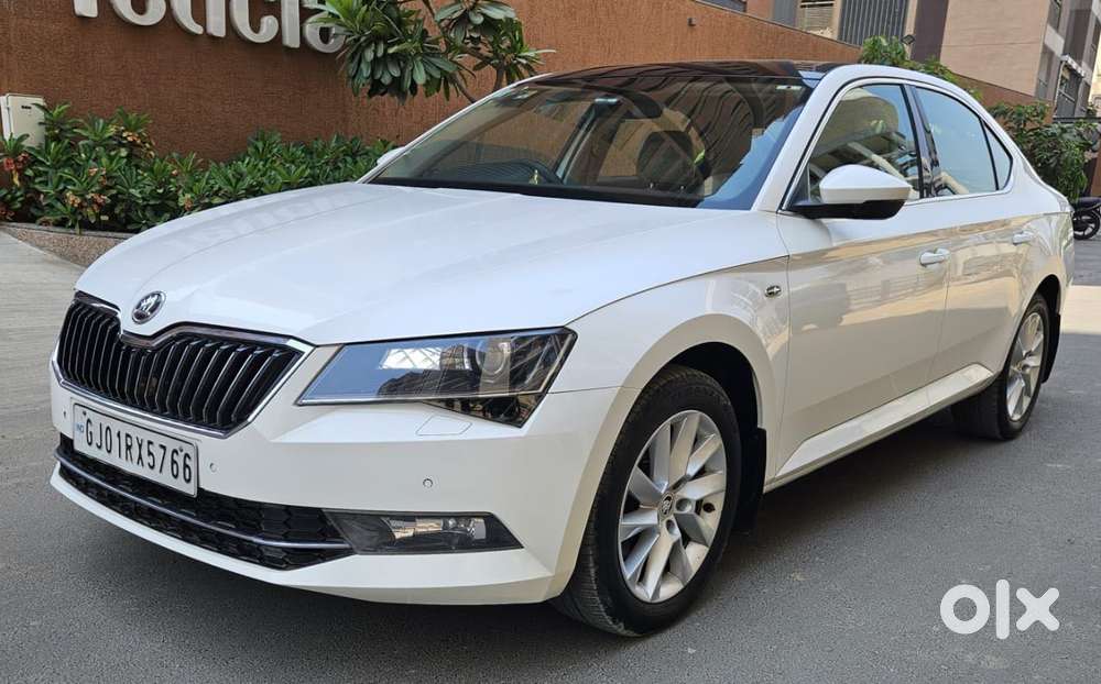 Skoda Superb Lk 1.8 Tsi At, 2017, Petrol