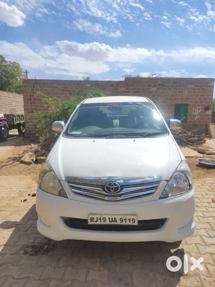Toyota Innova 2005 Diesel Well Maintained