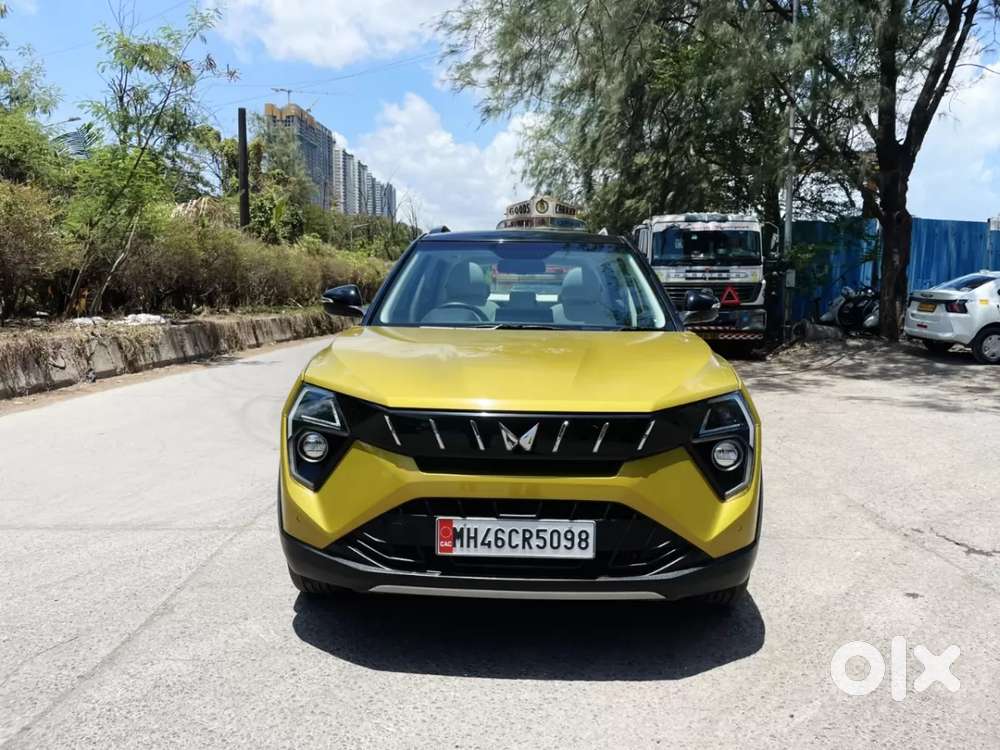 Mahindra Xuv 3xo Ax7 Diesel Mt, 2024, Diesel