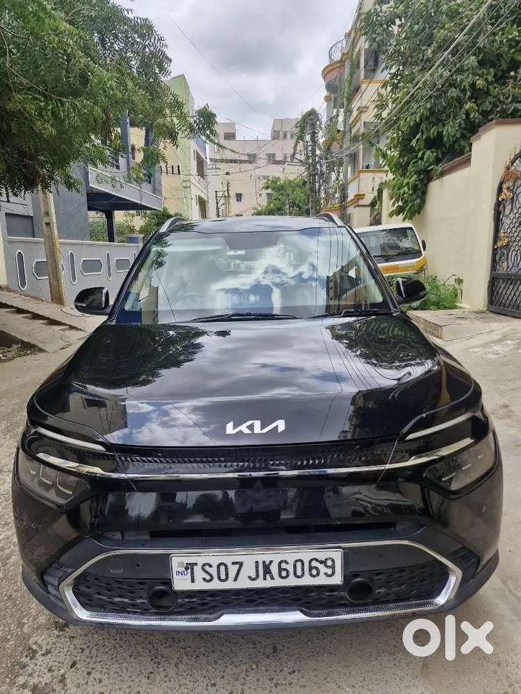 Kia Carens Luxury Plus 7str 2023