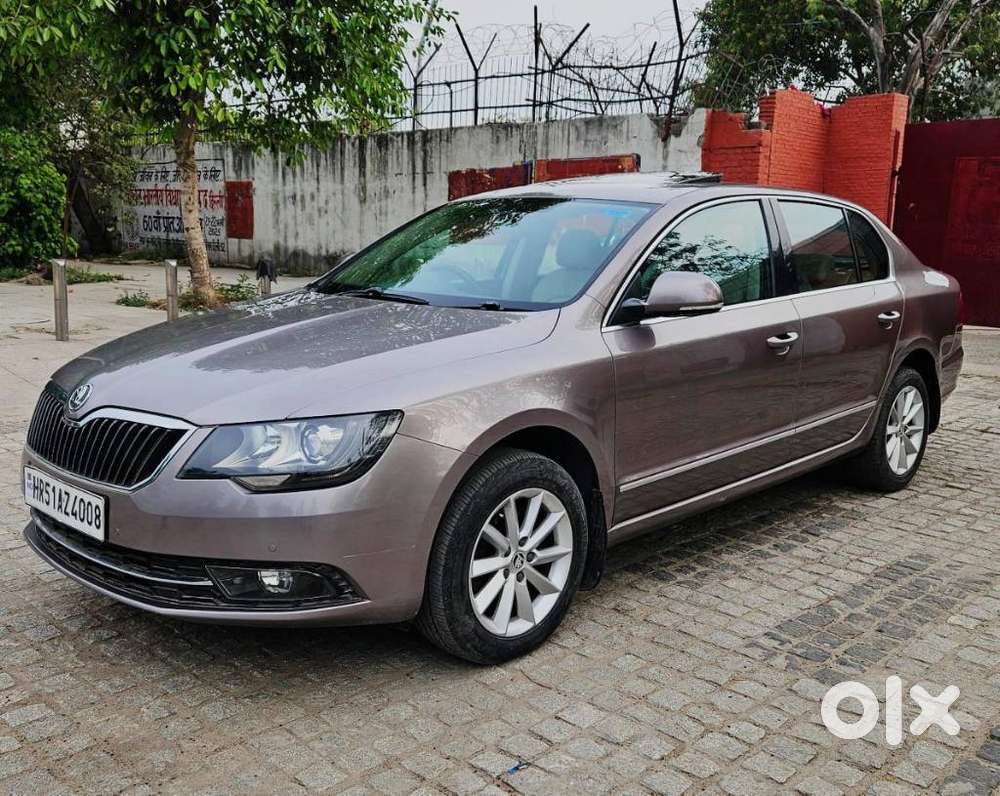 Skoda Superb Elegance 1.8 Tsi At, 2014, Petrol