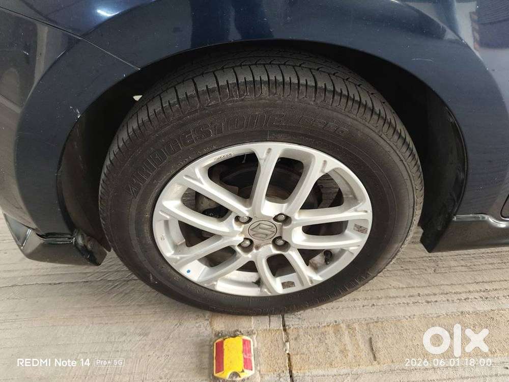 Maruti Suzuki Swift Amt Zxi, 2018, Petrol