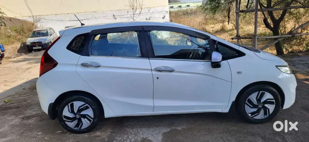 Honda Jazz 2015 Diesel 60000 Km Driven