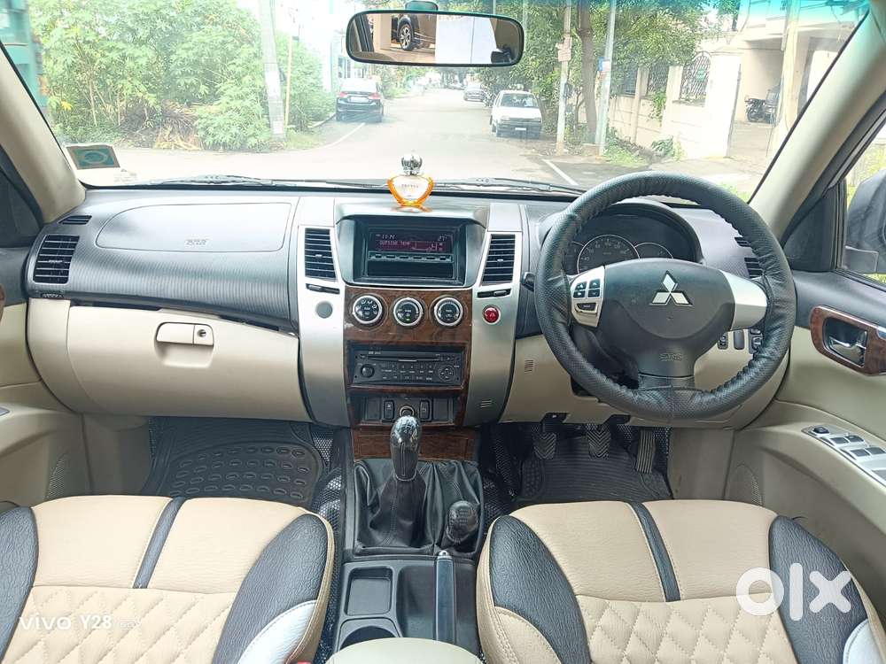 Mitsubishi Pajero Sport 2.5 Manual, 2012, Diesel