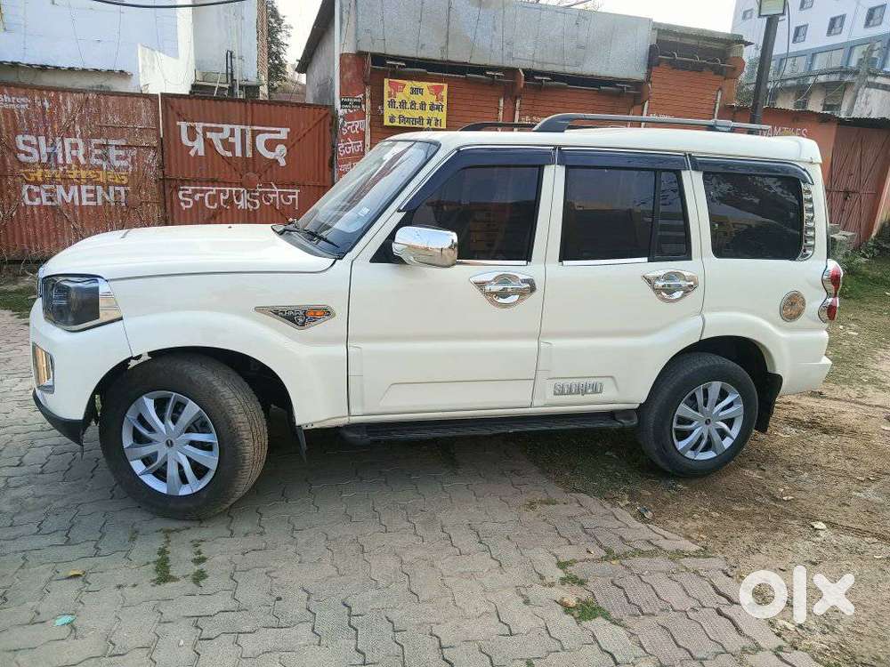 Mahindra Scorpio S4 Plus 4wd, 2016, Diesel