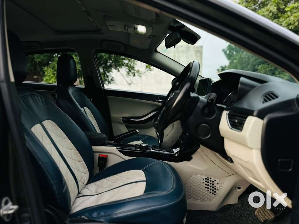 Tata Nexon 1.2 Revotron Xza Plus Dualtone, 2020, Petrol