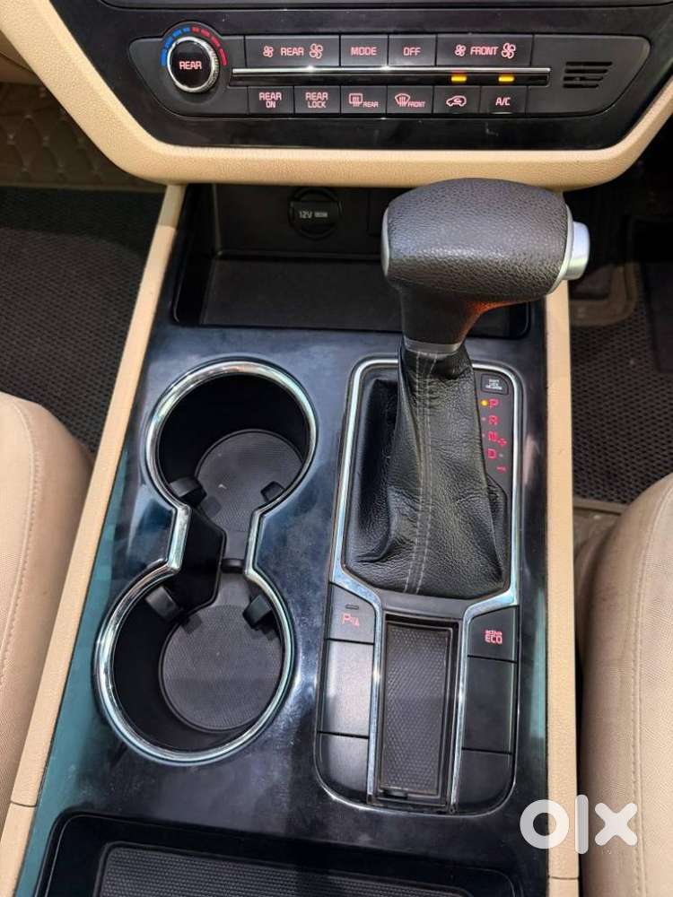 Kia Carnival Prestige, 2020, Diesel