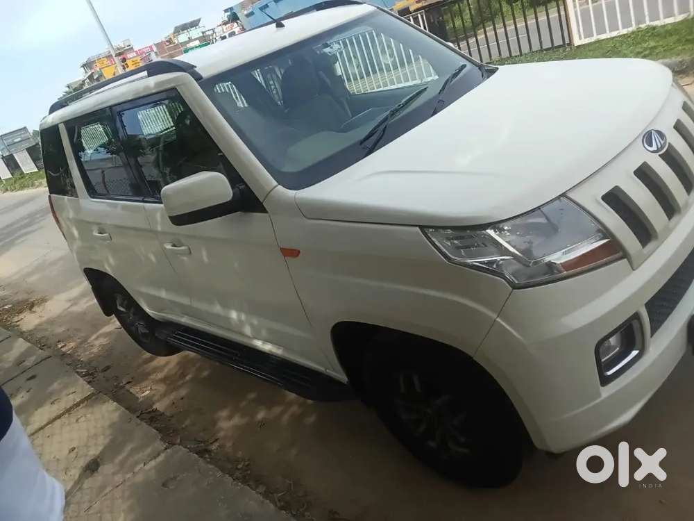 Mahindra Tuv 300 2019