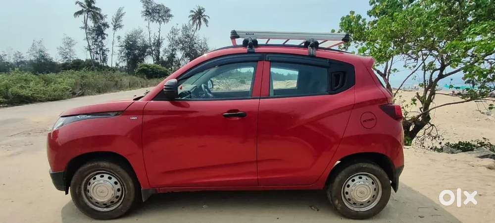 Mahindra Kuv 100 2017 Petrol 46757 Km Driven