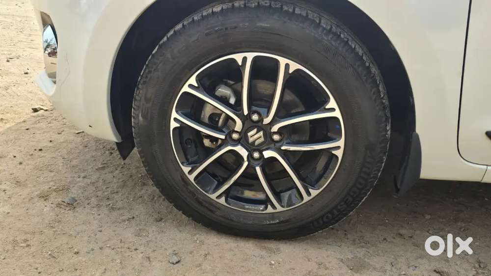 2023 Dec 25th Purchased Swift Dual Tone Zxi Plus Automatic