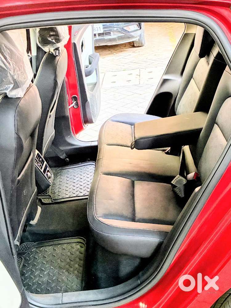 Tata Altroz Petrol 2023