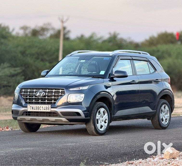 Hyundai Venue, 2021, Petrol