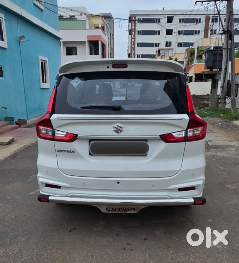 Maruti Suzuki Ertiga Zxi (o) Cng  2022dec 12 Delivery 23 Registration