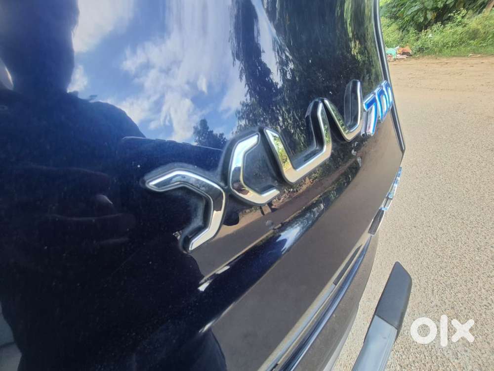 Mahindra Xuv700 2.0 Ax 7 Petrol Mt Str, 2024, Petrol