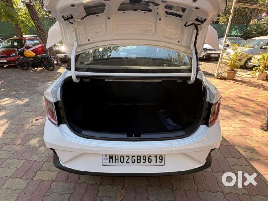 Hyundai Aura [2023-ongoing] 1.2 Sx Plus Petrol Amt, 2024, Petrol