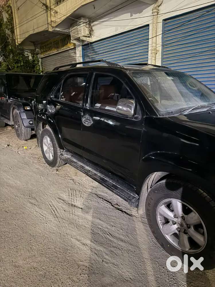 Toyota Fortuner Diesel Manual 2010 Year