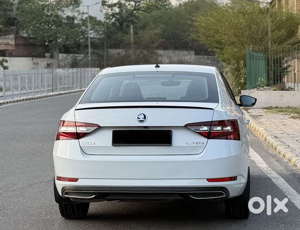 Skoda Superb Sportline 1.8, 2019, Petrol