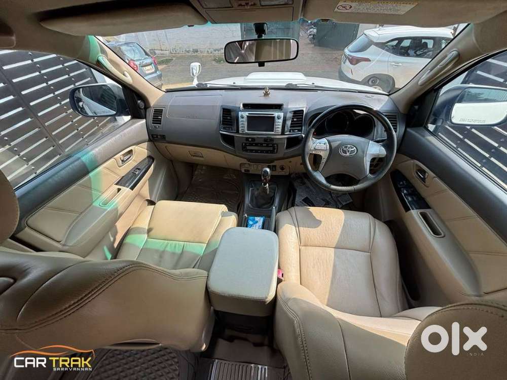 Toyota Fortuner 2011-2016 4x2 Manual, 2013, Diesel