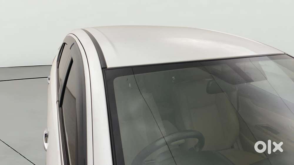 Maruti Suzuki Ciaz 1.5 Alpha Shvs Petrol, 2021, Petrol