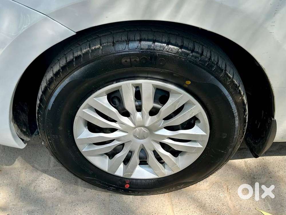 Maruti Suzuki Swift Dzire Lxi Option, 2020, Petrol