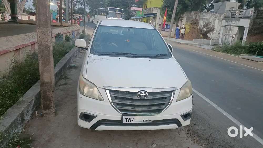 Toyota Innova 2013 Diesel 258000 Km Driven