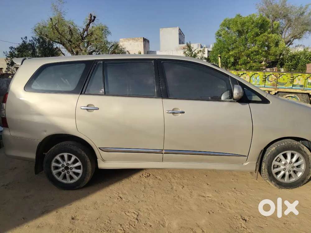 Toyota Innova 2013 Diesel Well Maintained