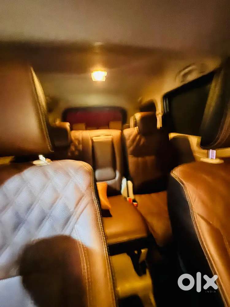 Maruti Suzuki Ertiga 2023 Petrol 22700 Km Driven Zxi Excellent