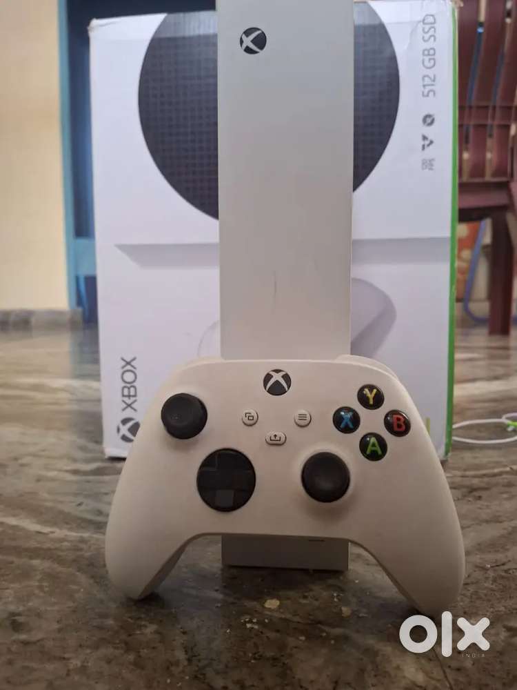 X box console series s 250 gb with single controller Games