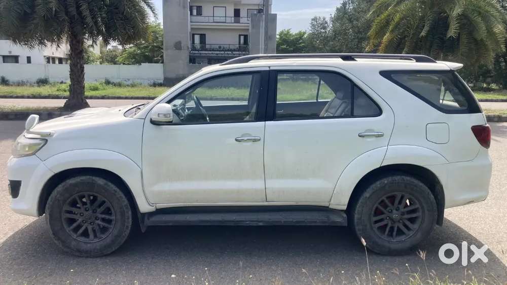 Toyota Fortuner 2012 Diesel Well Maintained
