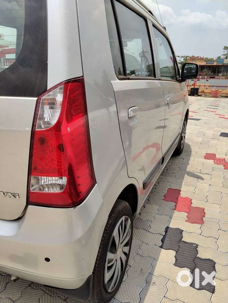 Maruti Suzuki Wagon R Vxi, 2016