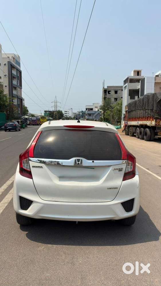 Honda Jazz 2016 Diesel Well Maintained