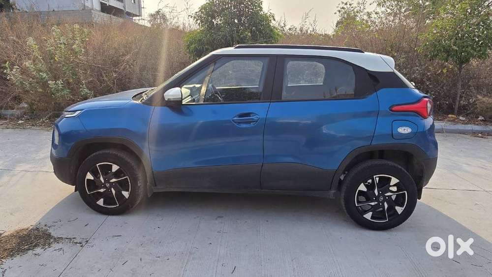 Tata Punch 1.2 Revotron Creative Amt Dual Tone, 2022, Petrol