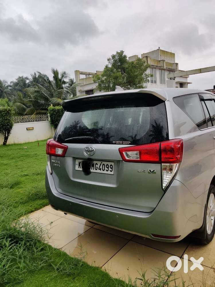 Toyota Innova Crysta 2016 Diesel Manual