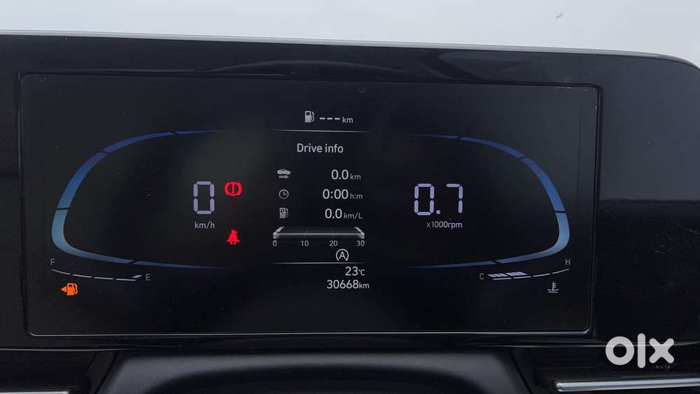 Hyundai Verna 1.5 Sx (o) Petrol Mt, 2023, Petrol