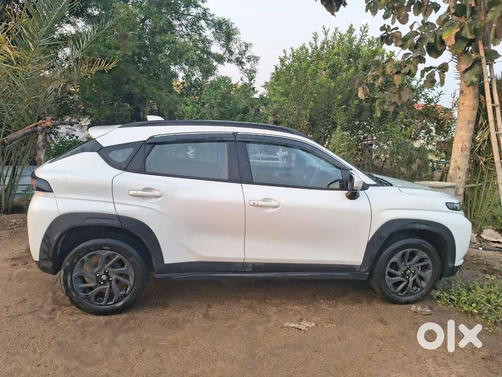 Maruti Suzuki Fronx 2024 Petrol Well Maintained