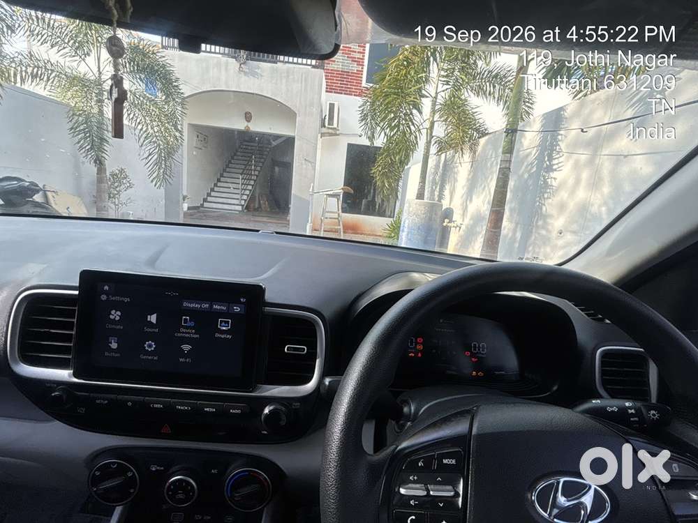 Hyundai Venue Petrol 2022