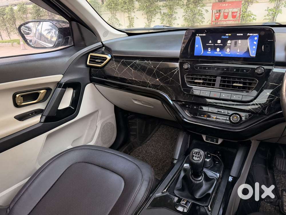 Tata Safari 2.0 Xz Plus Dark Edition, 2024, Diesel
