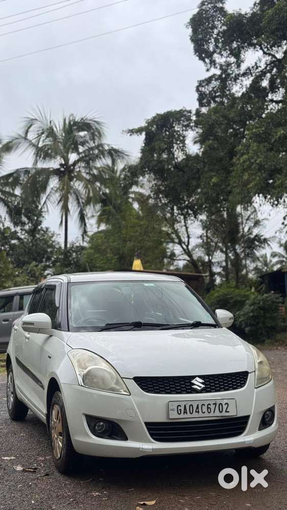 Maruti Suzuki Swift Vxi + Manual, 2013, Petrol