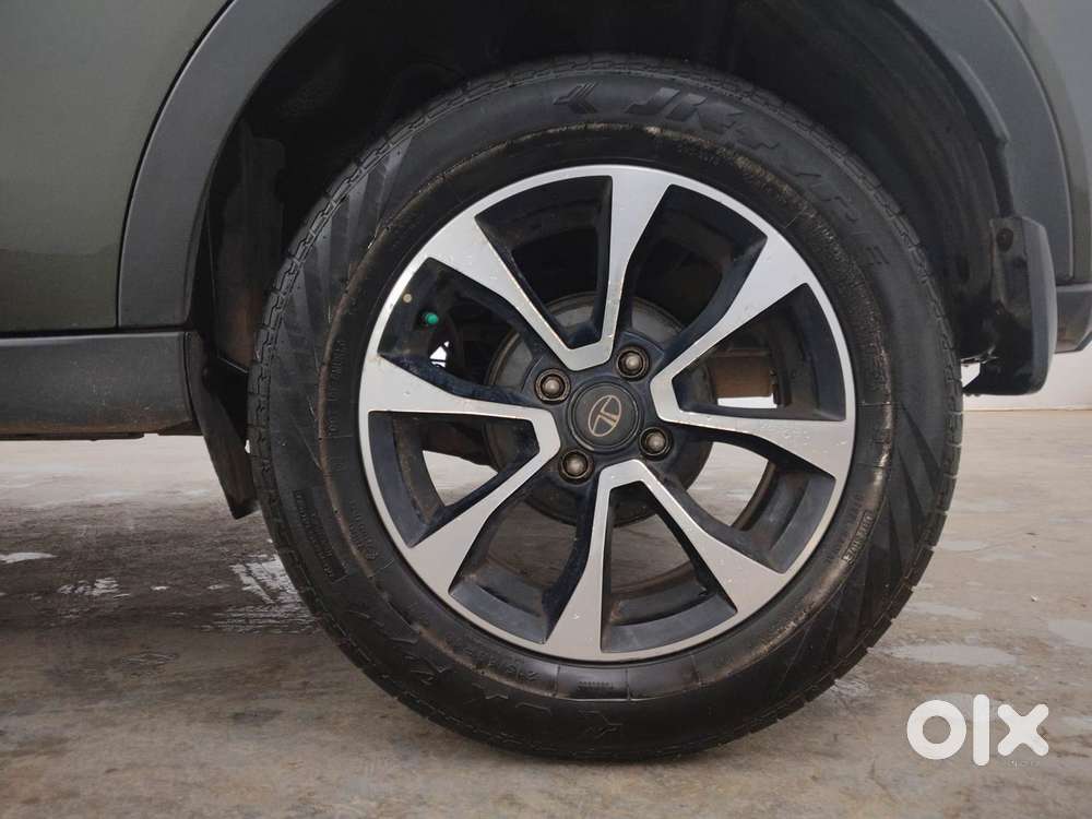 Tata Nexon 1.2 Revotron Xz Plus Dual Tone, 2020, Petrol