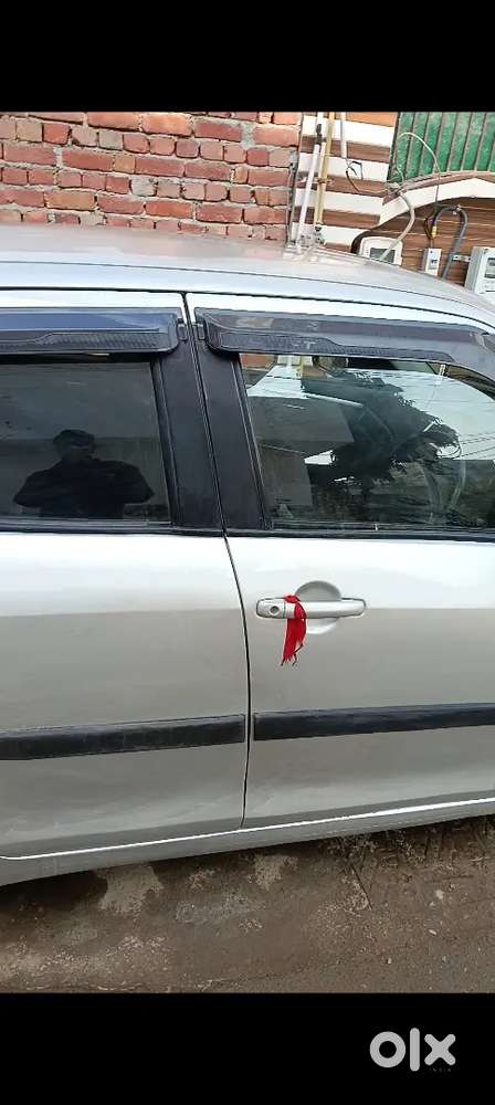 Maruti Suzuki Swift 2016