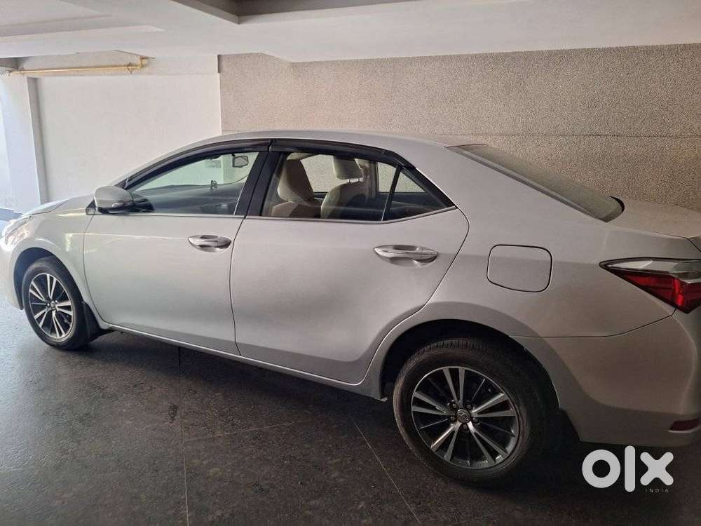 Toyota Corolla Altis 2013-2017 Vl At, 2017, Petrol