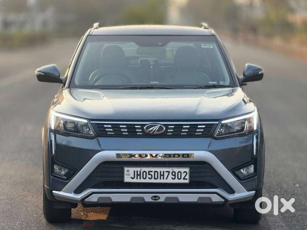 Mahindra Xuv300 W8 Option, 2022