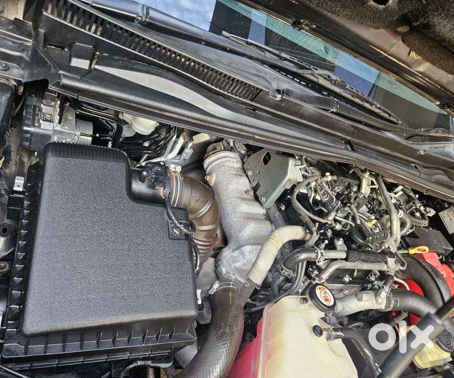 Toyota Innova Crysta 2.4 Gx Mt 8s, 2017, Diesel