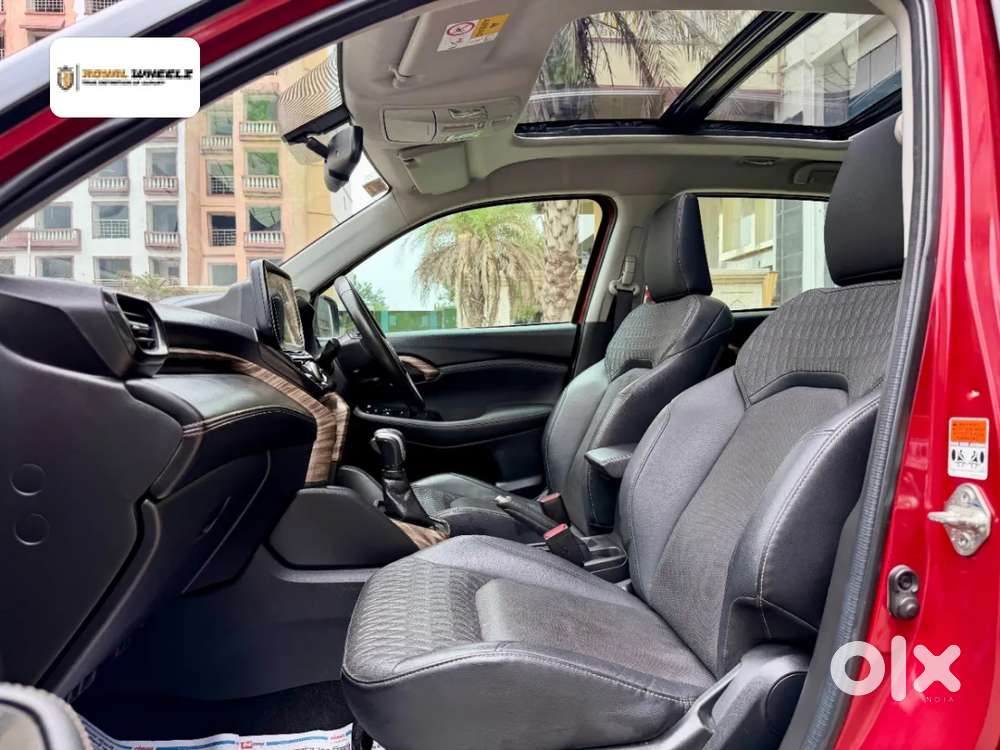 Maruti Suzuki Grand Vitara 1.5 Alpha Plus Dual Tone Intelligent Hybr..