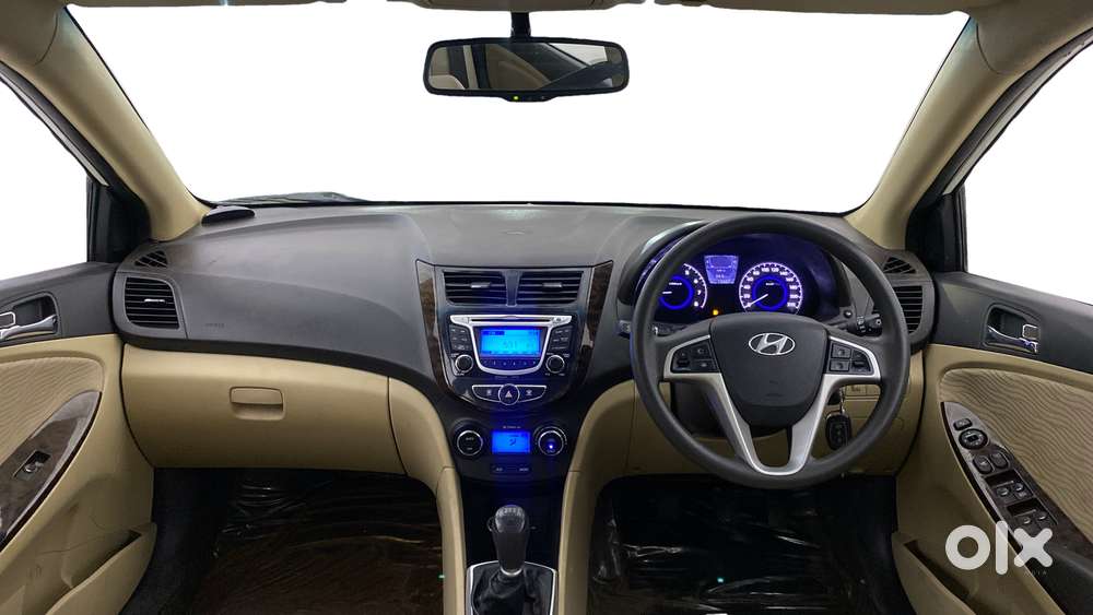 Hyundai Verna Fluidic 1.6 Vtvt Sx, 2013, Petrol